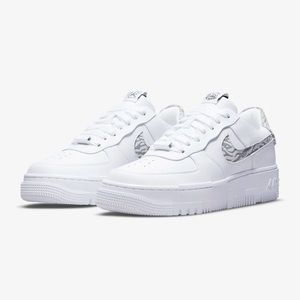 New Nike Air Force 1 Pixel SE Women’s Size 8